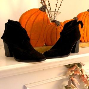 Joan Helpern Signture Black Suede Handmade Booties